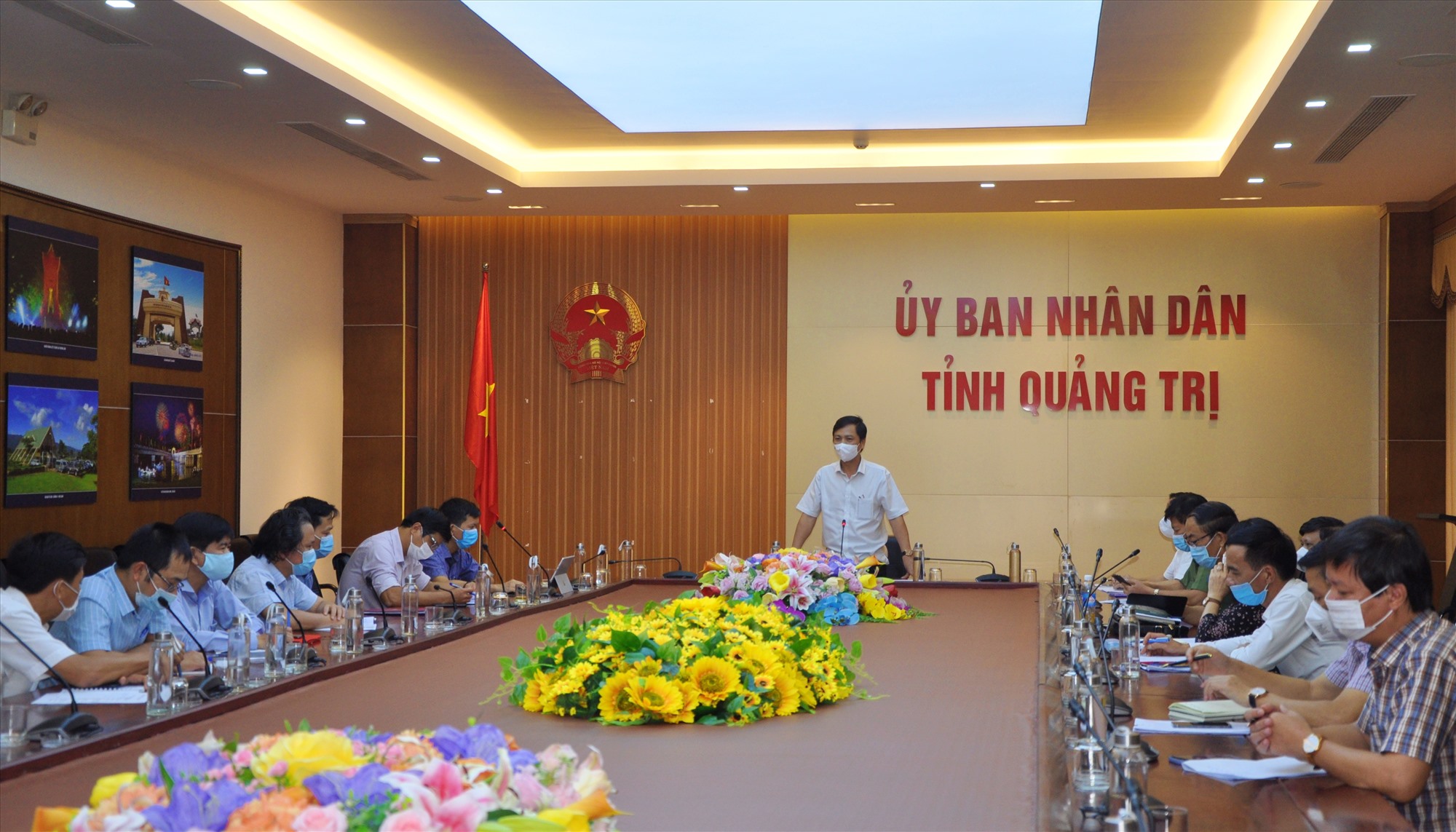 Phó Chủ tịch UBND tỉnh Hoàng Nam phát biểu tại  buổi làm việc - Ảnh: Q.Đ