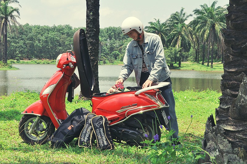 Chiếc xe máy đã gắn bó với Trần Tiến trên những chuyến phượt - Ảnh: Q.H