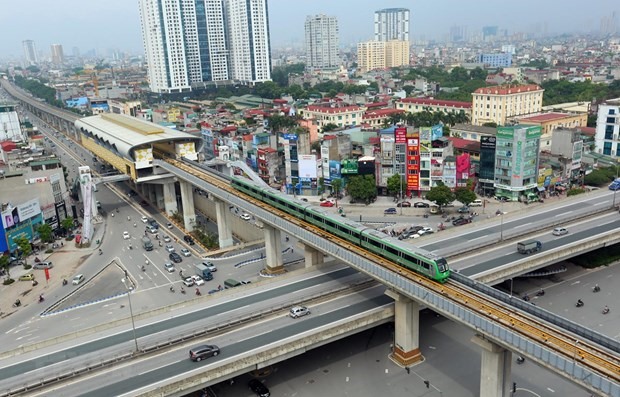 Đoàn tàu của dự án đường sắt đô thị Cát Linh-Hà Đông. (Ảnh: Huy Hùng/TTXVN)