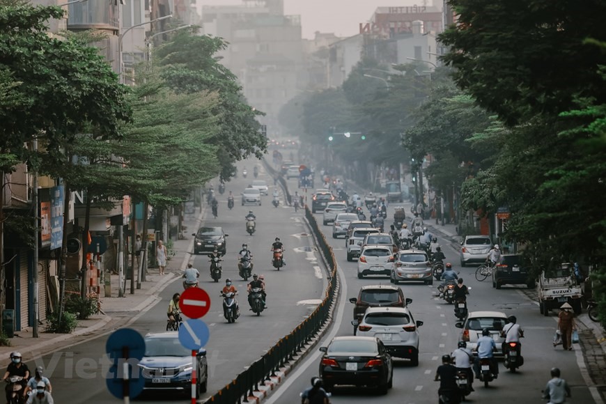 Cùng với đó, thành phố cũng tiếp tục duy trì các chốt tự quản tại các khu dân cư, tổ dân phố; kiểm soát chặt di biến động của người dân.(Ảnh: PV/Vietnam+)