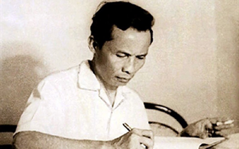 Nhà báo Trần Lâm