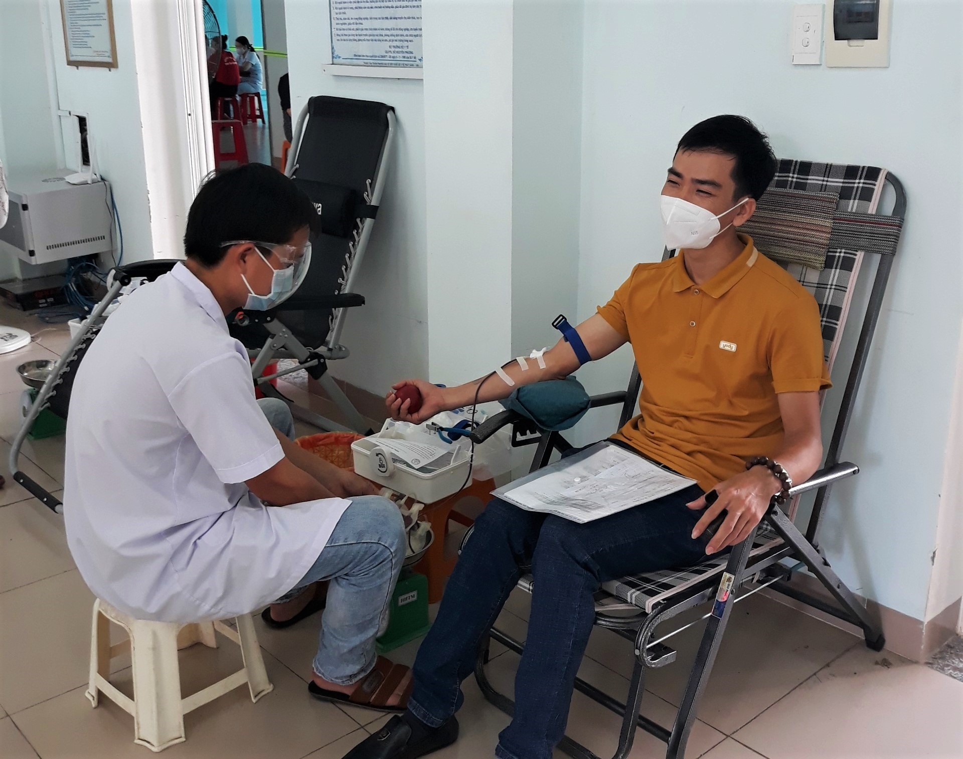 Gần 150 tình nguyện viên đã tham gia hiến máu cứu người vào ngày 24/9/2021