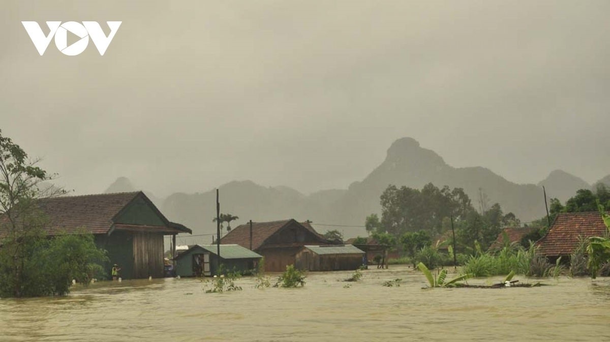 Bão có thế gây mưa lớn trên đất liền Việt Nam.