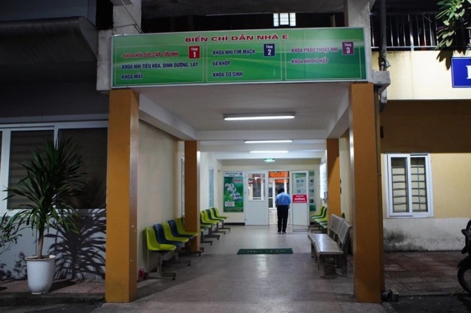 Khoa hồi sức cấp cứu, Bệnh viện Xanh Pôn, nơi cháu bé Đ.N.A đang được điều trị.