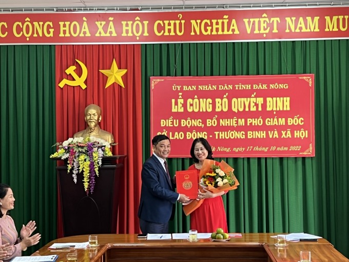Lễ công bố quyết định bổ nhiệm Phó Giám đốc Sở Lao động Thương binh và Xã hội đối với bà Nguyễn Thị Thanh Hương, nguyên Giám đốc Sở Y tế.