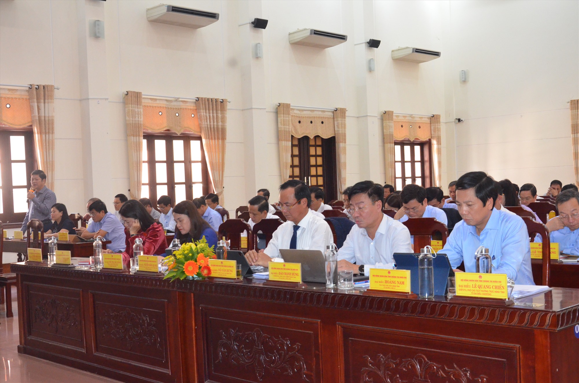 Các đại biểu tham dự kỳ họp - Ảnh: Lê Minh