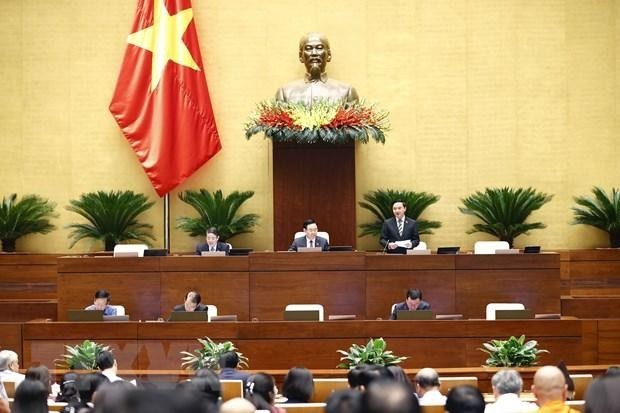 Phó Chủ tịch Quốc hội Nguyễn Khắc Định điều hành phiên họp. (Ảnh: Doãn Tấn/TTXVN)