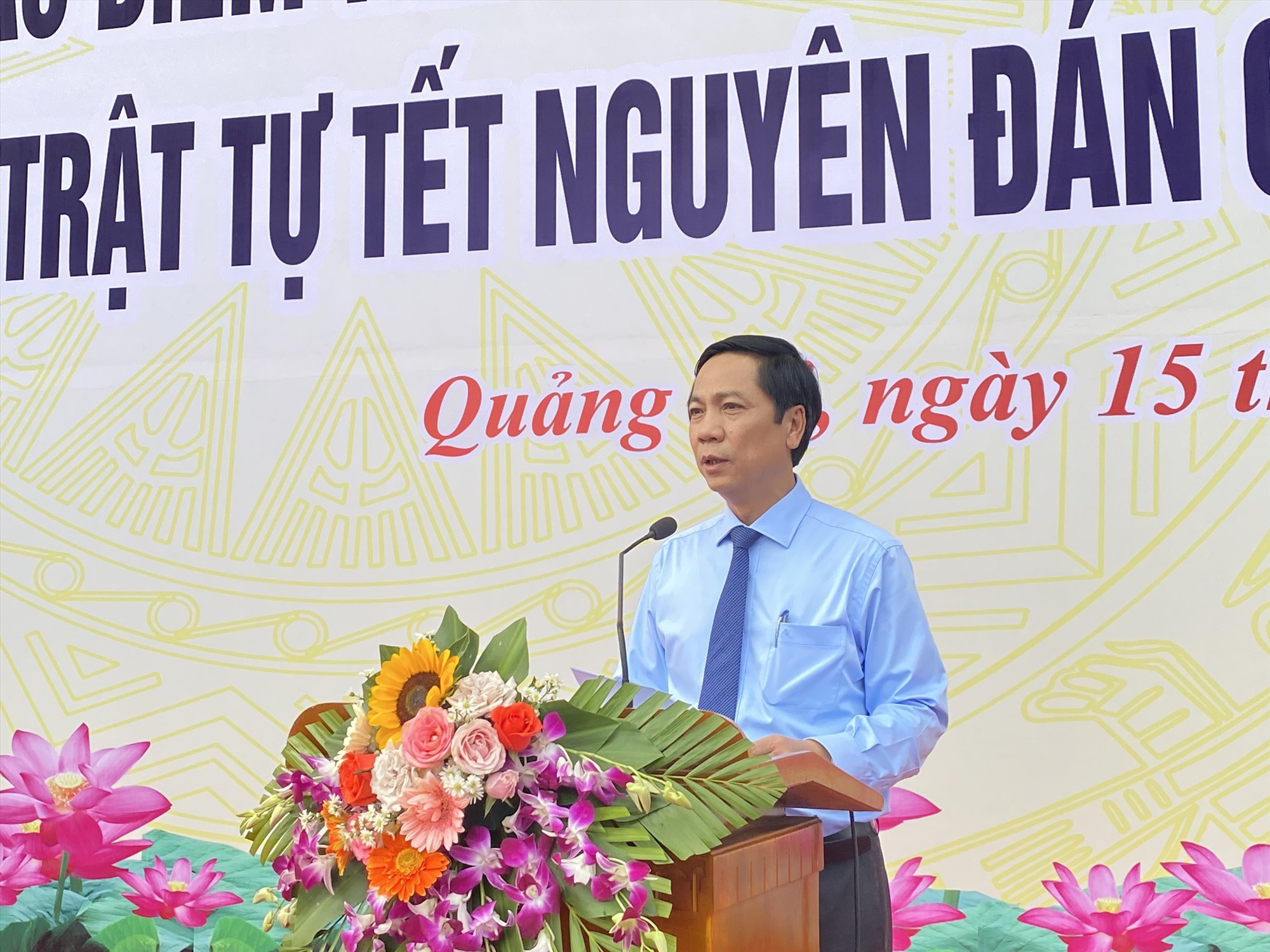 Phó Chủ tịch UBND tỉnh Hoàng Nam phát biểu tại lễ ra quân - Ảnh: T.P