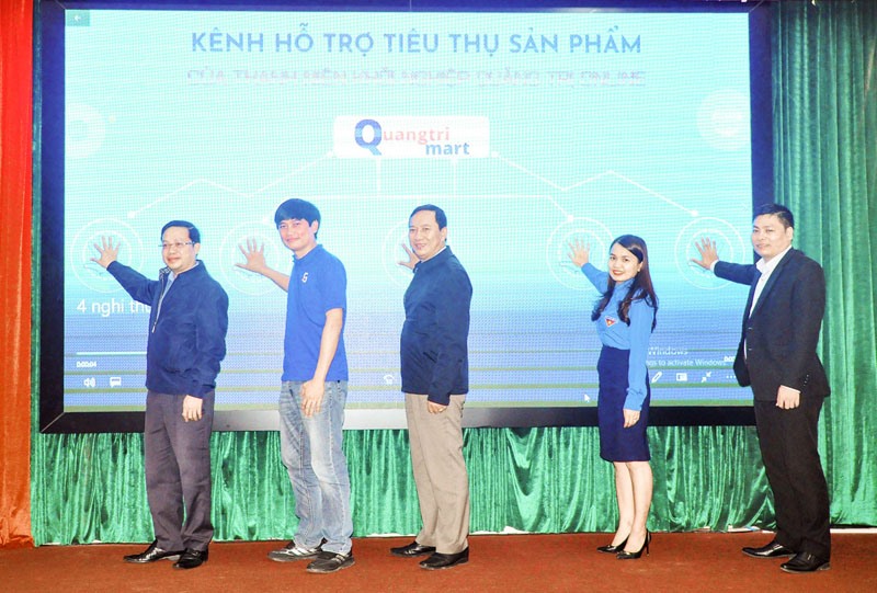 Ra mắt kênh giới thiệu và hỗ trợ tiêu thụ sản phẩm của thanh niên Quảng Trị online - Quangtrimart.vn - Ảnh: Q.Đ