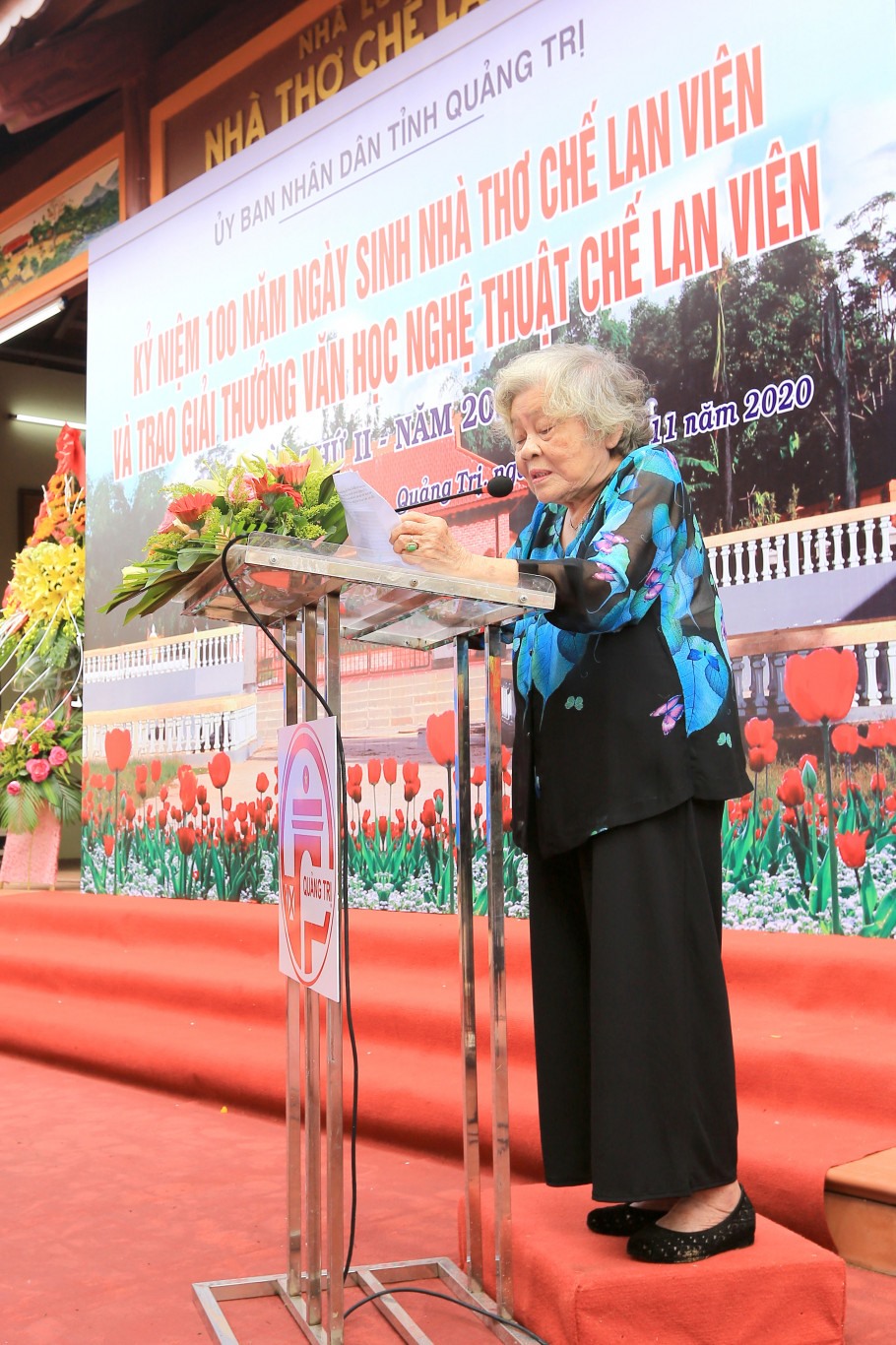 Nhà văn Vũ Thị Thường, đại diện gia đình nhà thơ Chế Lan Viên phát biểu trong buổi lễ khánh thành Nhà lưu niệm