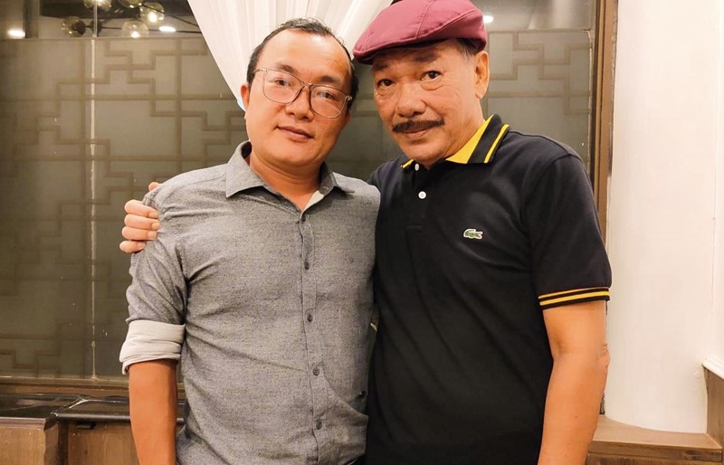 Ca sĩ Sinh Nguyễn luôn trân quý những kỷ niệm khi được gặp gỡ, học tập với các nghệ sĩ, nhạc sĩ lớn -Ảnh: NVCC