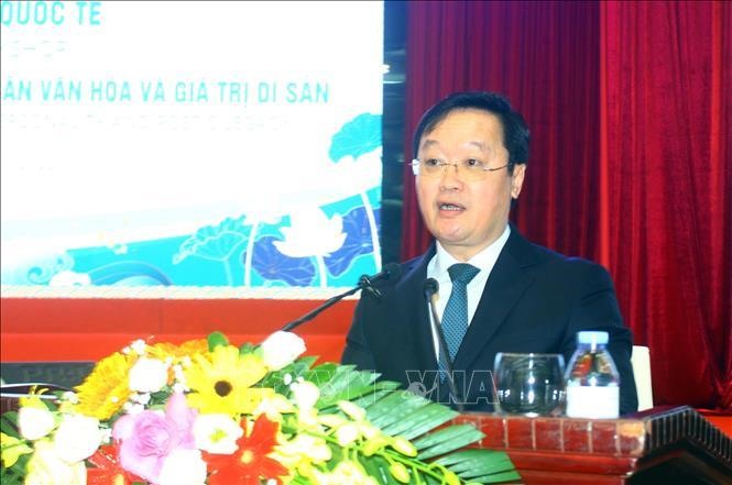 Chủ tịch UBND tỉnh Nghệ An Nguyễn Đức Trung phát biểu tại Hội thảo.