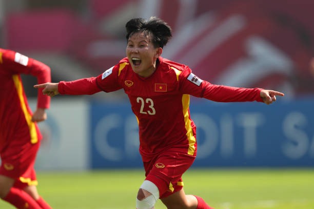 Bích Thuỳ mừng bàn ấn định chiến thắng 2-1 trước Đài Loan, giúp Việt Nam lần đầu trong lịch sử đoạt vé dự World Cup. Ảnh: AFC