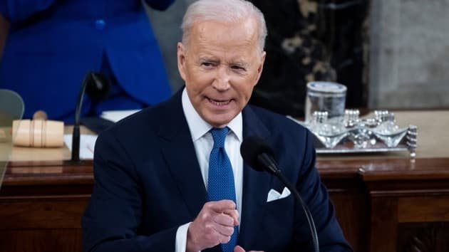 Tổng thống Hoa Kỳ Joe Biden đọc Diễn văn Liên bang trước các nhà lập pháp tại Điện Capitol Hoa Kỳ ở Washington, DC, Hoa Kỳ, ngày 1/3/2022. Ảnh: Reuters