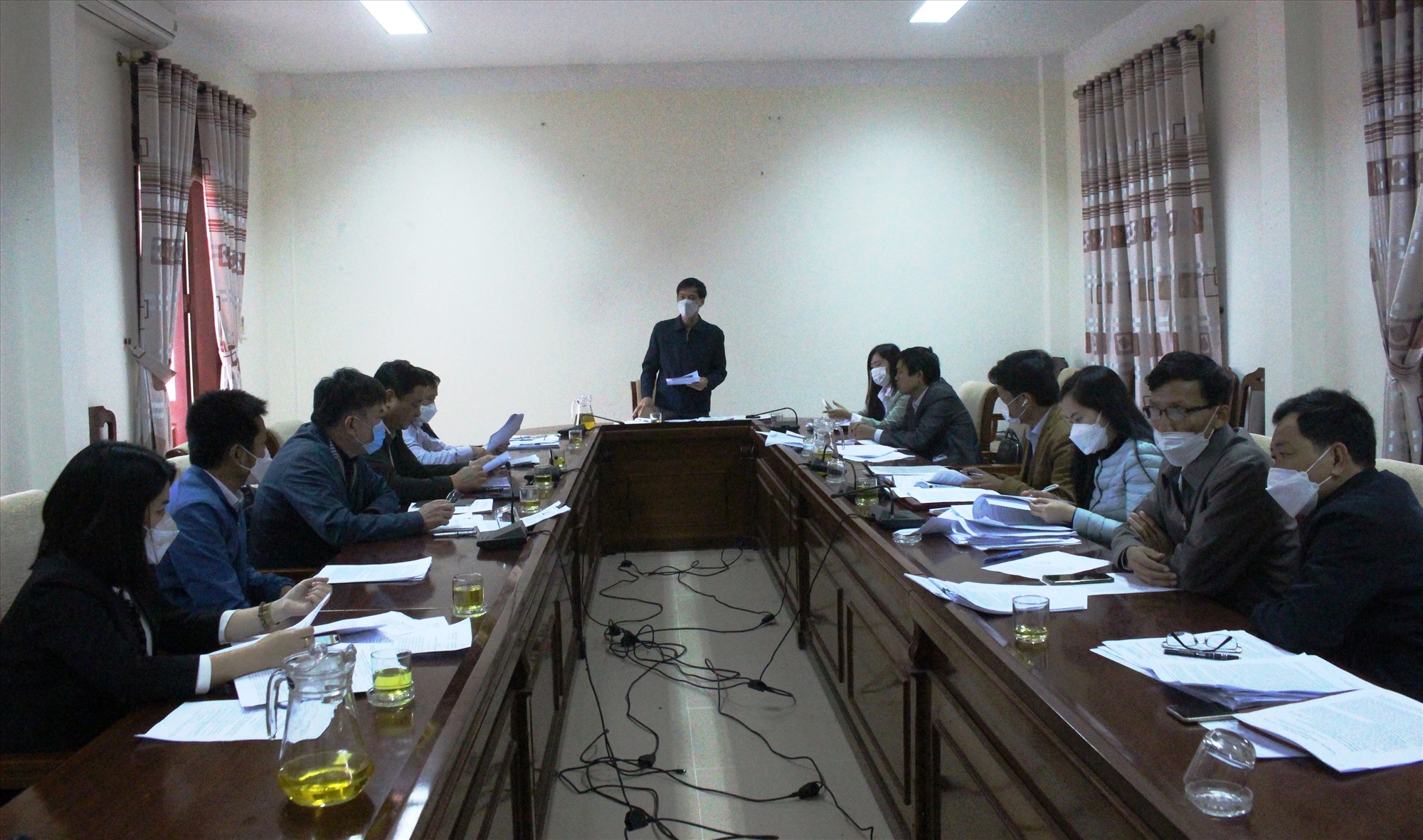 Trưởng Ban Kinh tế - Ngân sách, HĐND tỉnh Nguyễn Đăng Ánh phát biểu tại buổi làm việc với Sở Giao thông vận tải - Ảnh: T.T