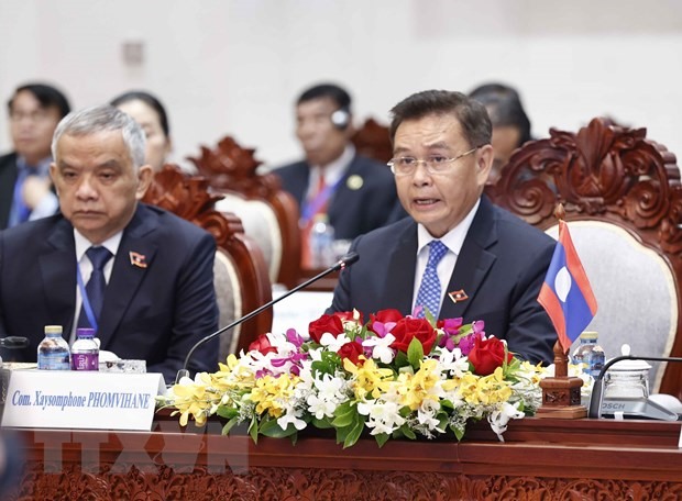 Chủ tịch Quốc hội Lào Saysomphone Phomvihane phát biểu. (Ảnh: Doãn Tấn/TTXVN)