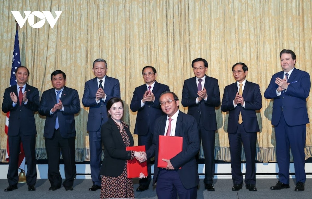 Thủ tướng chứng kiến lễ trao biên bản ghi nhớ giữa hãng hàng không Vietjet Air và United Parcel Service Co