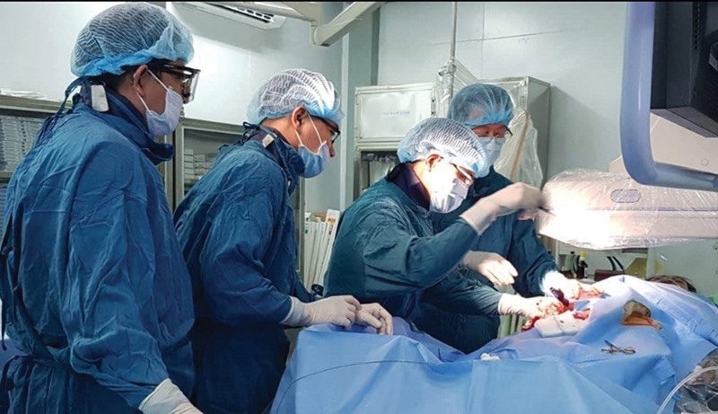Đội ngũ y, bác sĩ trong tỉnh từng bước đáp ứng khám, chữa bệnh cho Nhân dân - Ảnh: N.V