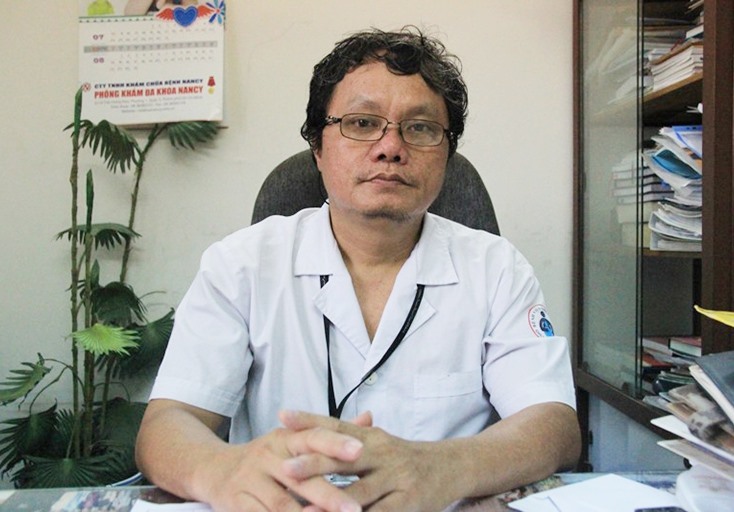 Bác sĩ Trương Hữu Khanh, chuyên gia dịch tễ học, nguyên Trưởng khoa Nhiễm - Thần kinh, Bệnh viện Nhi đồng I, TP.HCM.