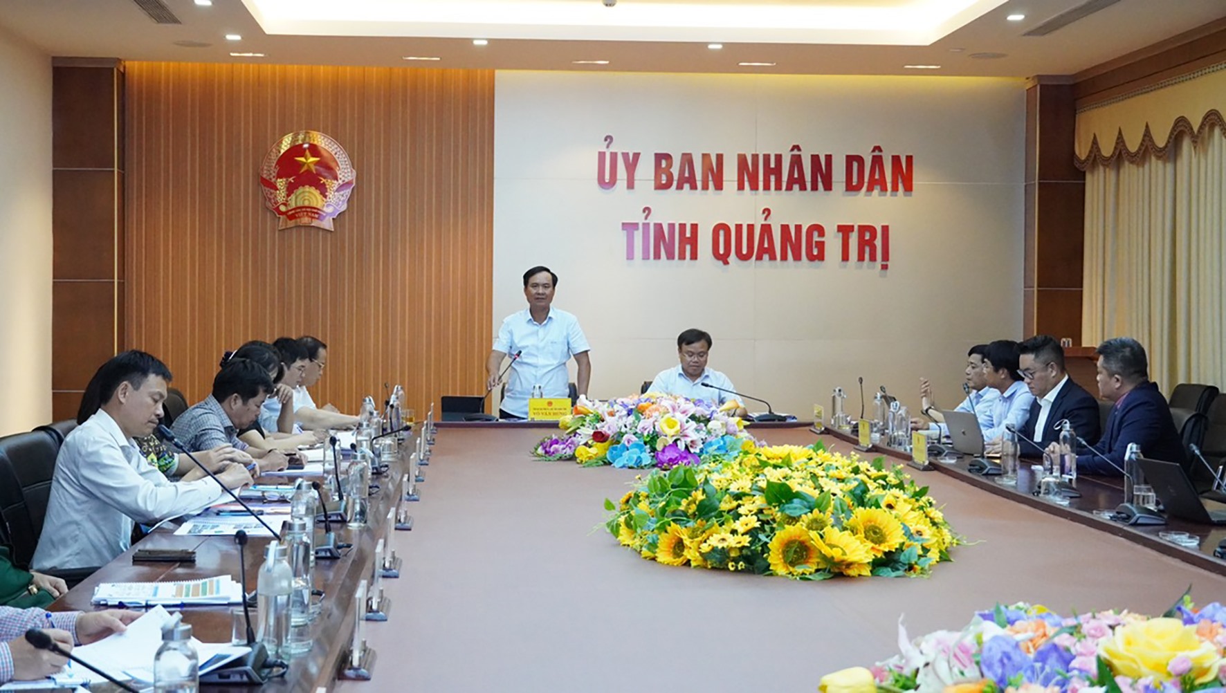 Chủ tịch UBND tỉnh Võ Văn Hưng đề nghị nhà đầu tư dự án Khu bến cảng Mỹ Thủy đảm bảo dự án được thực hiện thông suốt, hiệu quả, đúng cam kết - Ảnh: Lê Minh