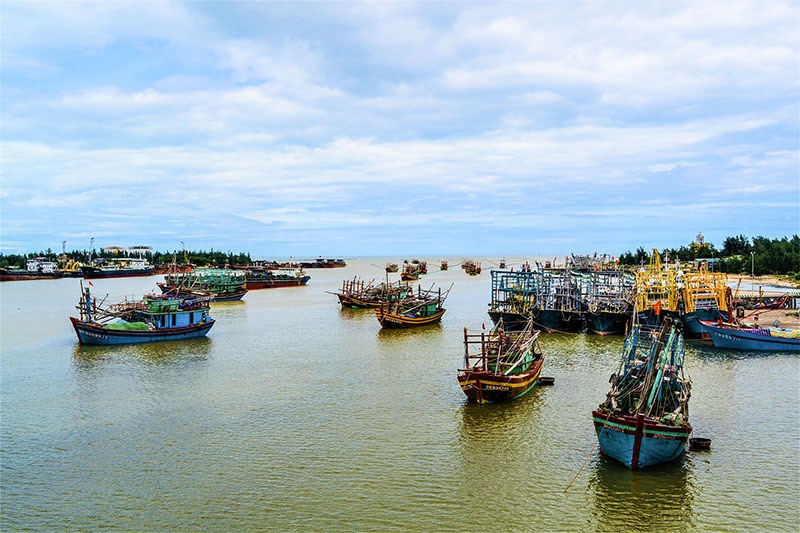 Ngư dân xã Gio Việt, Gio Linh vươn khơi, bám biển - Ảnh: S.H