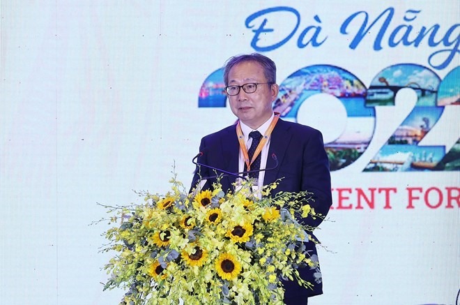 Đại sứ Nhật Bản tại Việt Nam Yamada Takio trình bày tham luận. (Ảnh: Dương Giang/TTXVN)
