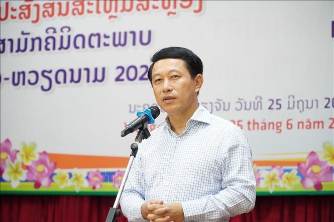 Phó Thủ tướng, Bộ trưởng Bộ Ngoại giao Lào Saloumxay Kommasith phát biểu. Ảnh: Bá Thành/Pv TTXVN tại Lào