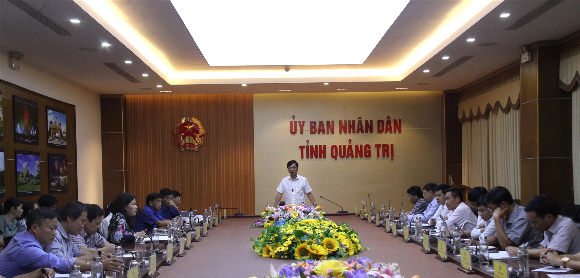 Phó Chủ tịch UBND tỉnh, Trưởng Ban Chỉ đạo phát triển du lịch tỉnh Hoàng Nam phát biểu kết luận tại cuộc họp - Ảnh: S.H