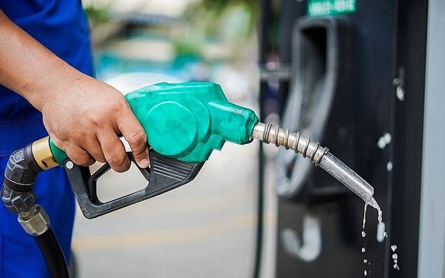 Bộ Tài chính trình phương án giảm thuế tiêu thụ đặc biệt với xăng