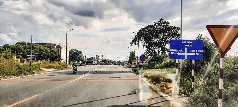 Quốc lộ 9 qua địa bàn xã Thanh An, huyện Cam Lộ - Ảnh: L.M