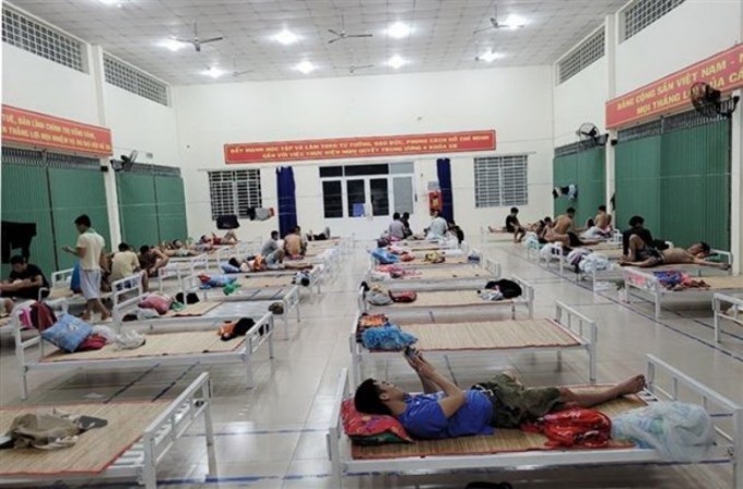 Hiện 40 người thoát khỏi Casino đã được chuyển về Trung tâm Giáo dục cộng đồng xã Đa Phước, huyện An Phú để bảo vệ và thăm khám sức khỏe. Ảnh: vov.vn