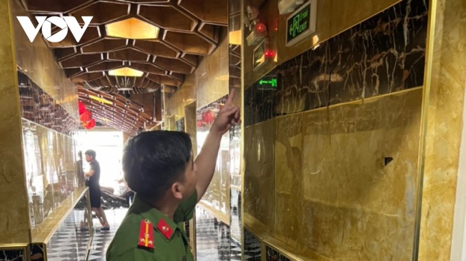 Công an thành phố Thủ Dầu Một ra quân kiểm tra phòng cháy chữa cháy các quán karaoke