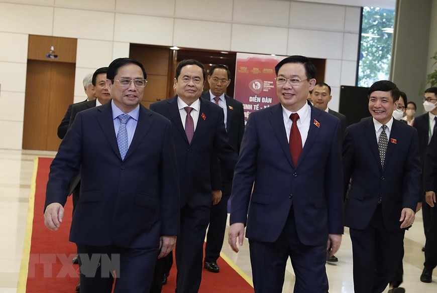 Thủ tướng Phạm Minh Chính, Chủ tịch Quốc hội Vương Đình Huệ với các đại biểu đến dự. (Ảnh: An Đăng/TTXVN)