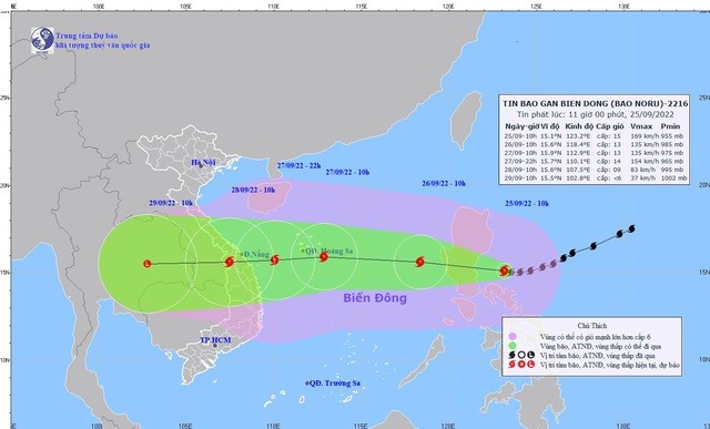Bão NORU giật trên cấp 17, di chyển nhanh vào Biển Đông, dự kiến sẽ đổ bộ vào các tỉnh từ Thừa Thiên Huế - Bình Định vào ngày 28/9. Ảnh NCHMF