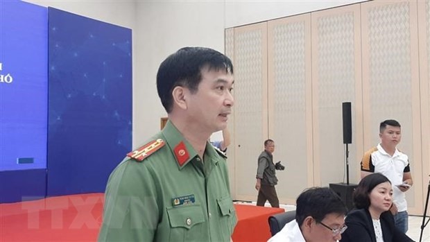 Đại tá Trịnh Ngọc Quyên, Giám đốc Công an tỉnh Bình Dương phát biểu tại buổi họp báo. (Ảnh: Chí Tưởng/TTXVN)
