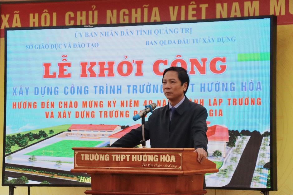 Đồng chí Hoàng Nam, Phó Chủ tịch UBND tỉnh Quảng Trị phát biểu tại buổi lễ