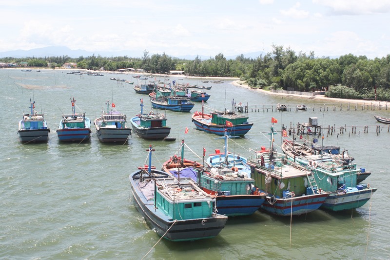 Bình yên vùng biển Cửa Việt- Ảnh: Đ.T