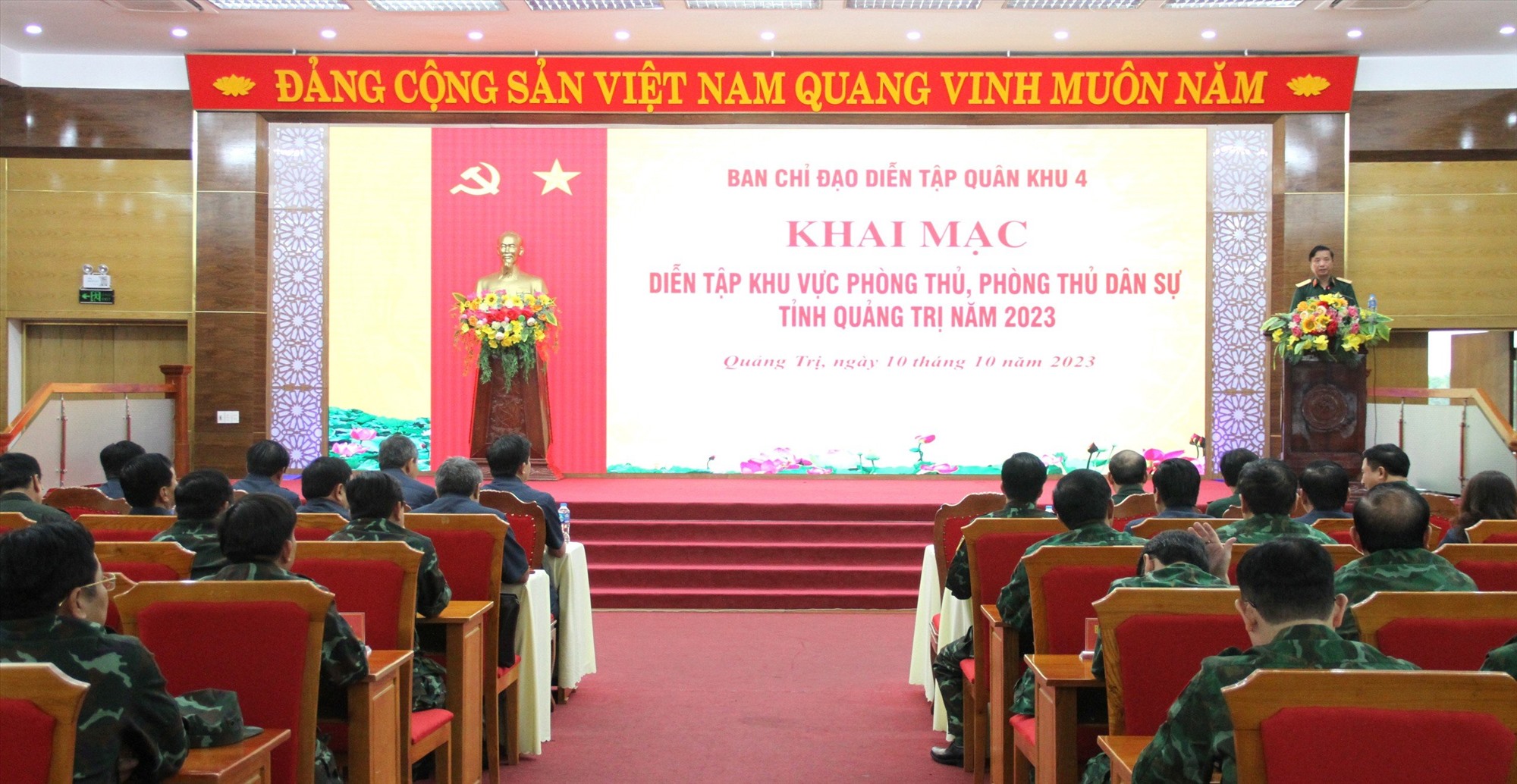 Quang cảnh khai mạc Diễn tập KVPT & PTDS tỉnh Quảng Trị năm 2023 - Ảnh: Minh Đức