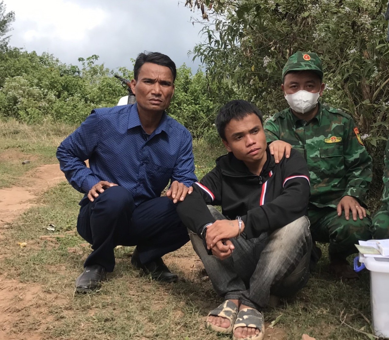 Đối tượng Hồ Văn Bằng bị lực lượng chức năng bắt giữ khi đang tàng trữ trái phép chất ma túy