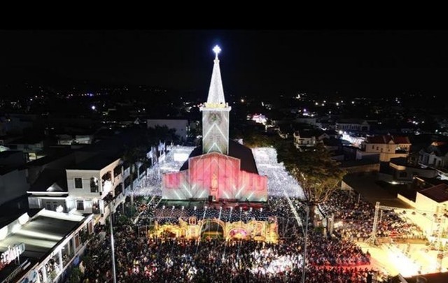 Các nhà thờ ở thành phố Biên Hòa, Đồng Nai được trang hoàng lộng lẫy