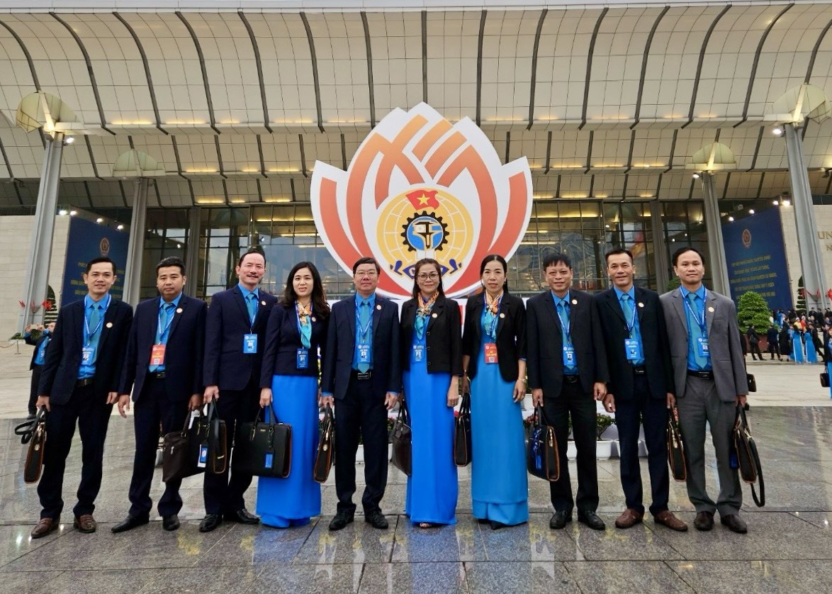 Đoàn đại biểu Quảng Trị dự Đại hội XIII Công đoàn Việt Nam- Ảnh: CTV