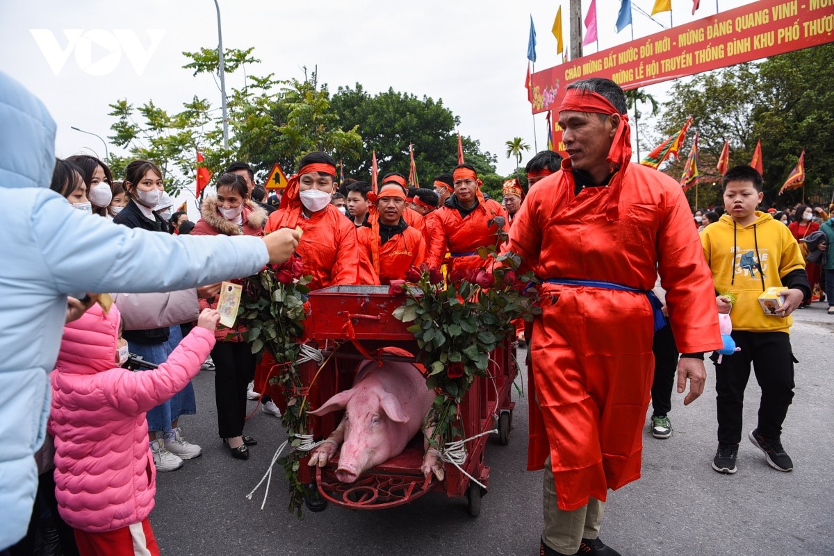 Lễ hội làng Ném Thượng đã diễn ra đảm bảo an toàn