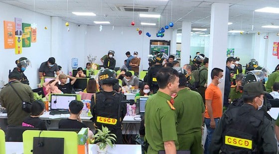 Công an TP.HCM phá vụ lừa đảo qua mạng viễn thông tại quận Tân Bình, TP.HCM. Ảnh: Internet.