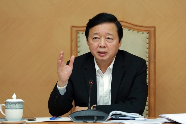 Phó Thủ tướng Trần Hồng Hà yêu cầu xác định rõ nguyên nhân vướng mắc các dự án bất động sản là do tổ chức thực hiện ở địa phương, hay do bất cập trong các thông tư hướng dẫn, nghị định, luật… - Ảnh: VGP/Minh Khôi