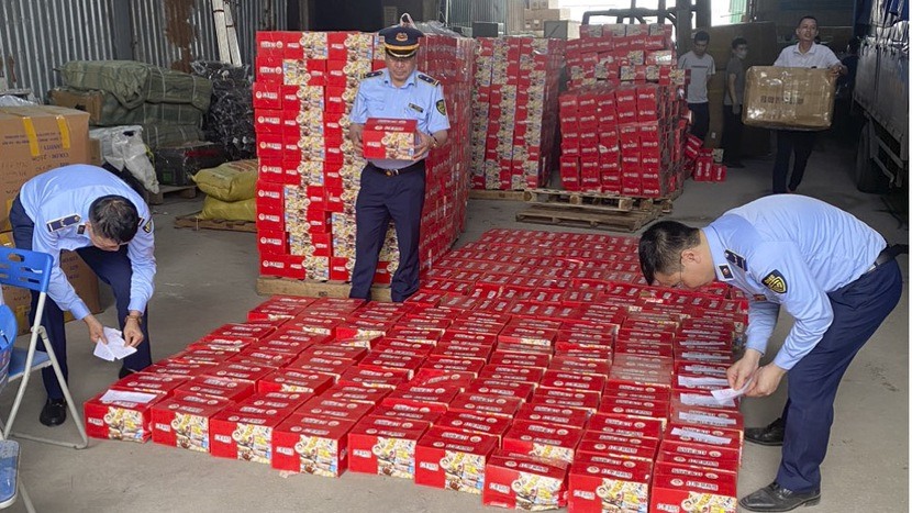 Số bánh Trung Quốc nghi nhập lậu