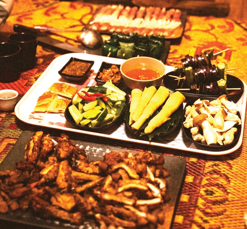 Những món ăn truyền thống của người Vân Kiều được “Năm mùa Bungalow” đưa vào thực đơn phục vụ khách du lịch -Ảnh: K.S
