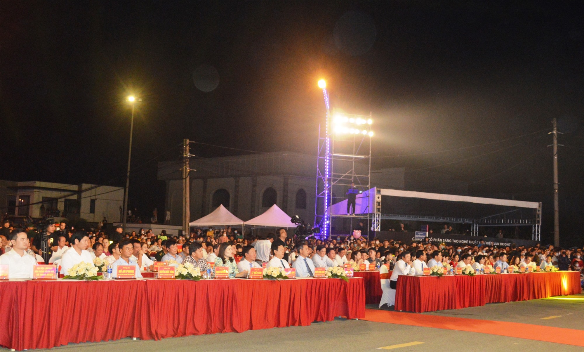 Các đại biểu tham dự khai mạc Lễ hội Văn hoá - Ẩm thực Việt Nam 2023 với chủ đề “Hồn dân tộc – Vị quê hương”- Ảnh: ĐV