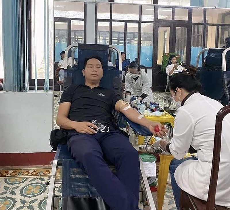 Anh Hồ Viết Lân, ở Khu phố 4, phường Đông Thanh, TP. Đông Hà đã có trên 30 lần tham gia hiến máu nhân đạo - Ảnh: H.T