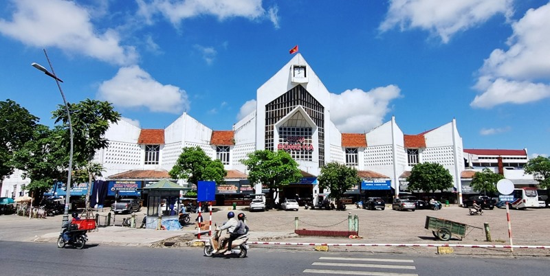Chợ Đông Hà vốn là trung tâm mua sắm lớn của tỉnh -Ảnh: M.L