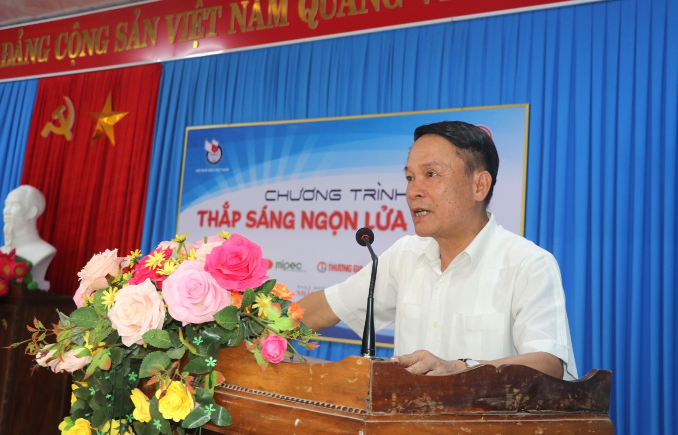 Phó Chủ tịch Thường trực Hội Nhà báo Việt Nam Nguyễn Đức Lợi phát biểu tại chương trình - Ảnh: L.T